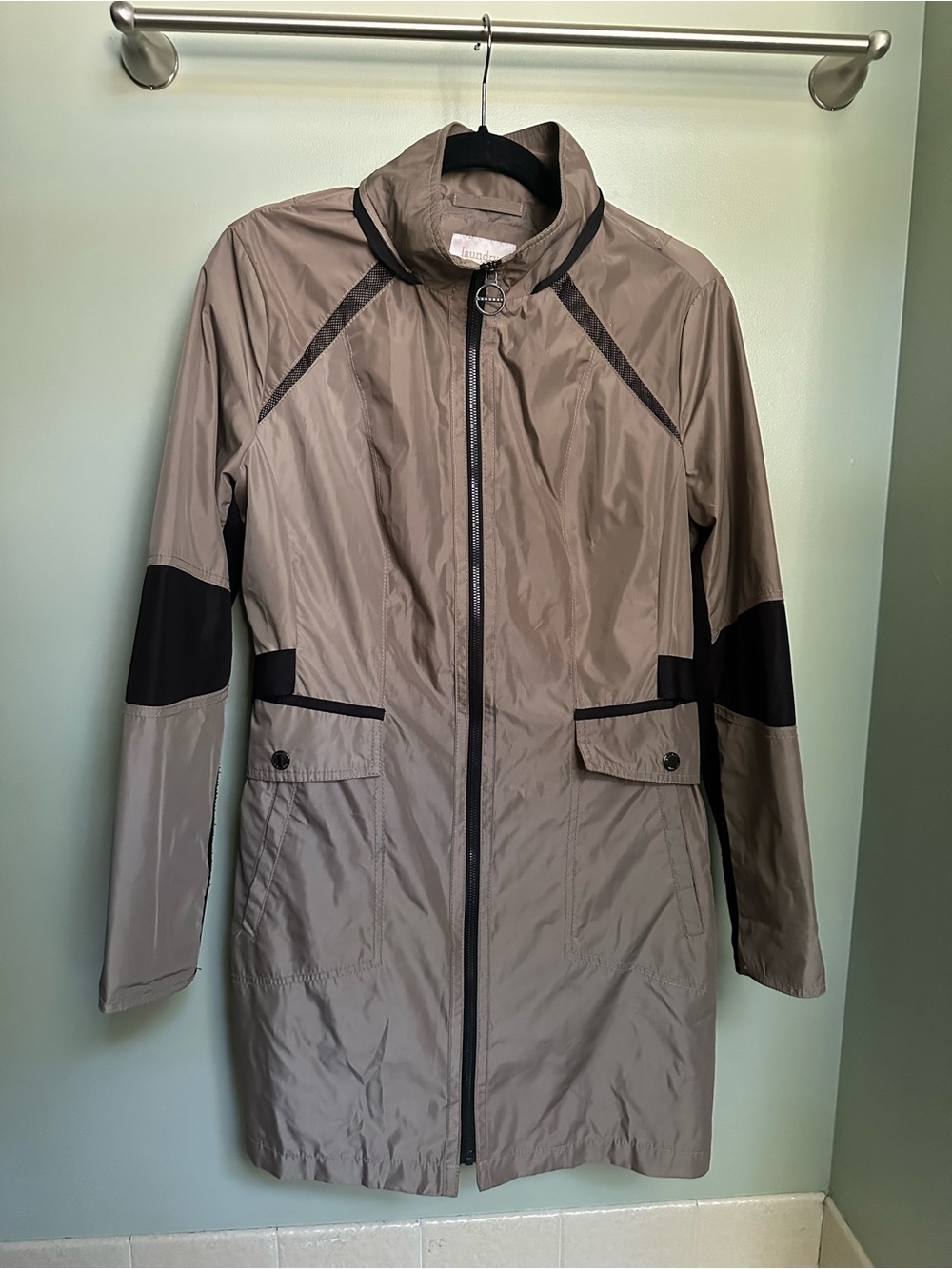 Lightweight Taupe and Black Womans Raincoat - Brand Unspecified